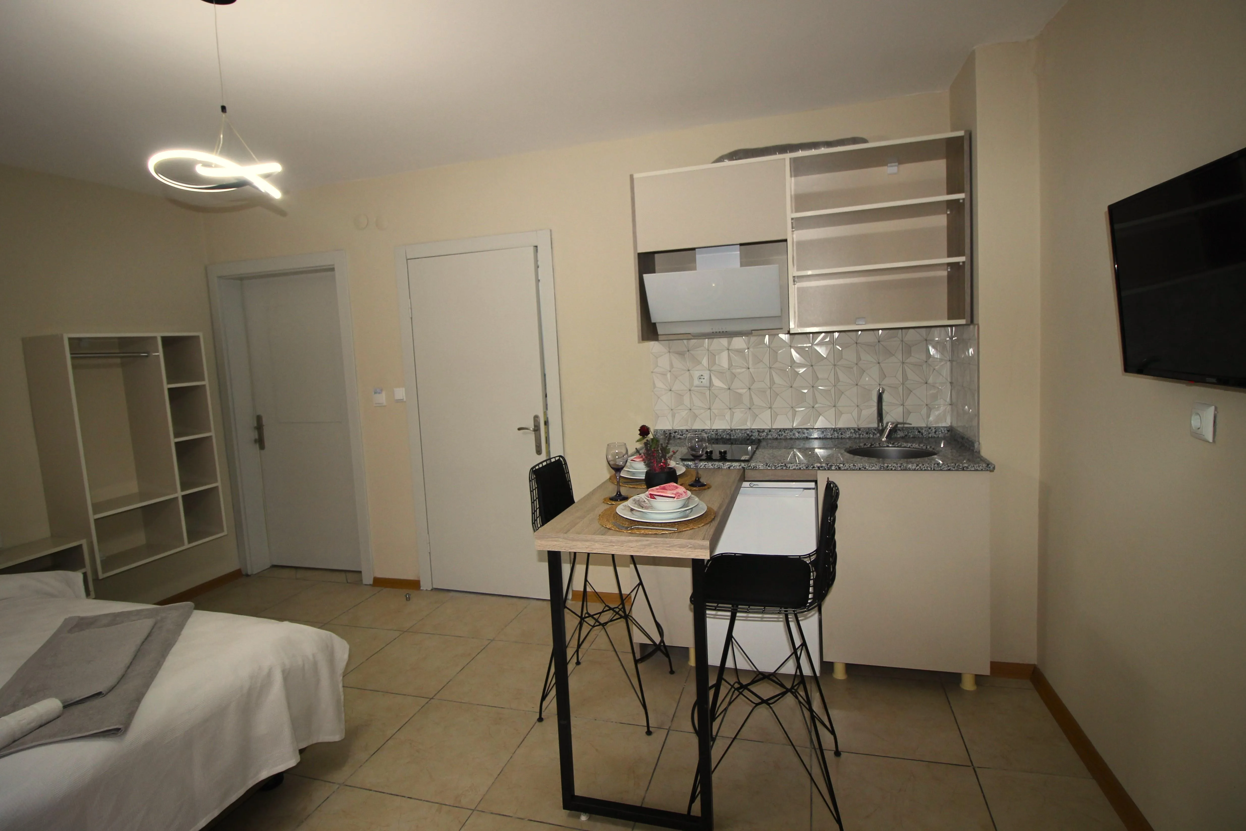 Aştiye Yakın Otel