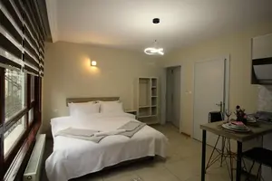 Aştiye Yakın Otel